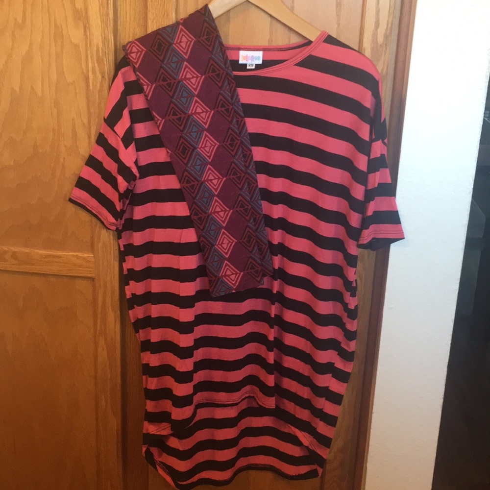 LuLaRoe Gently Used XS Irma and OS NWT Leggings